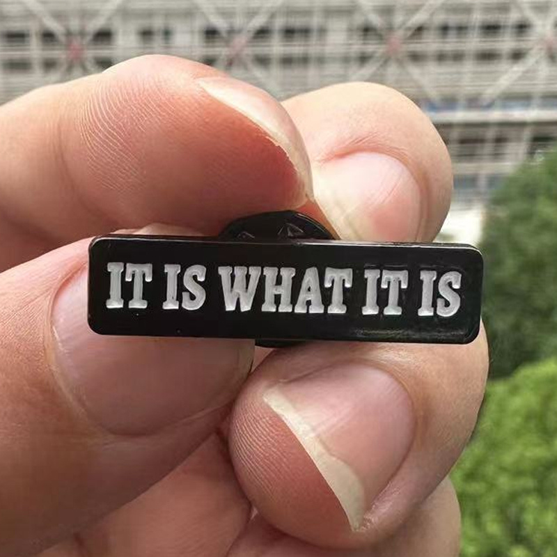 Vintage Fashion Quotes - Broche avec citation de lettre 